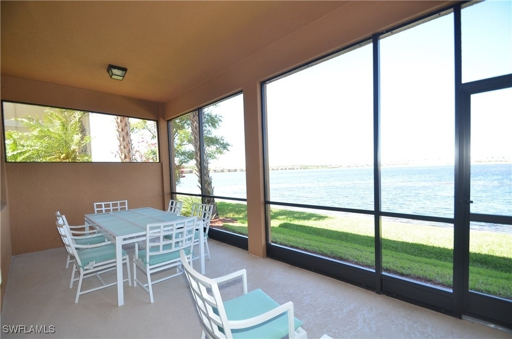 10572 Smokehouse Bay Drive - Photo 18
