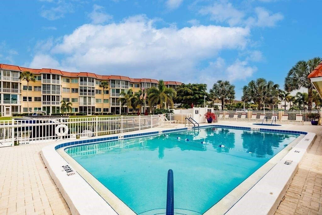 1250 N Portofino Drive - Photo 16