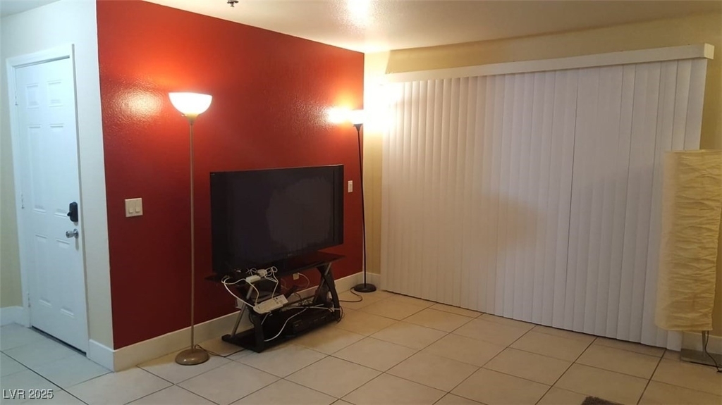 4200 S Valley View Boulevard - Photo 25