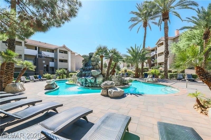 4200 S Valley View Boulevard - Photo 2