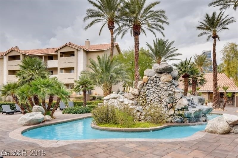 4200 S Valley View Boulevard - Photo 1