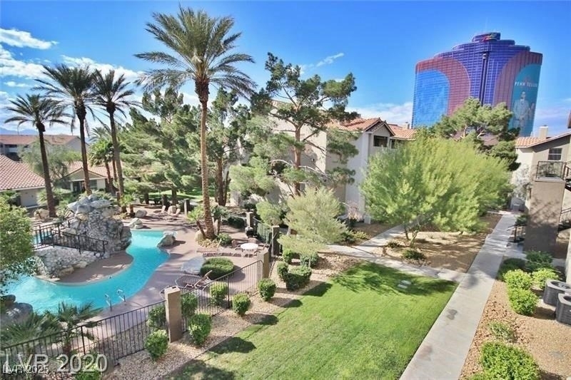 4200 S Valley View Boulevard - Photo 0