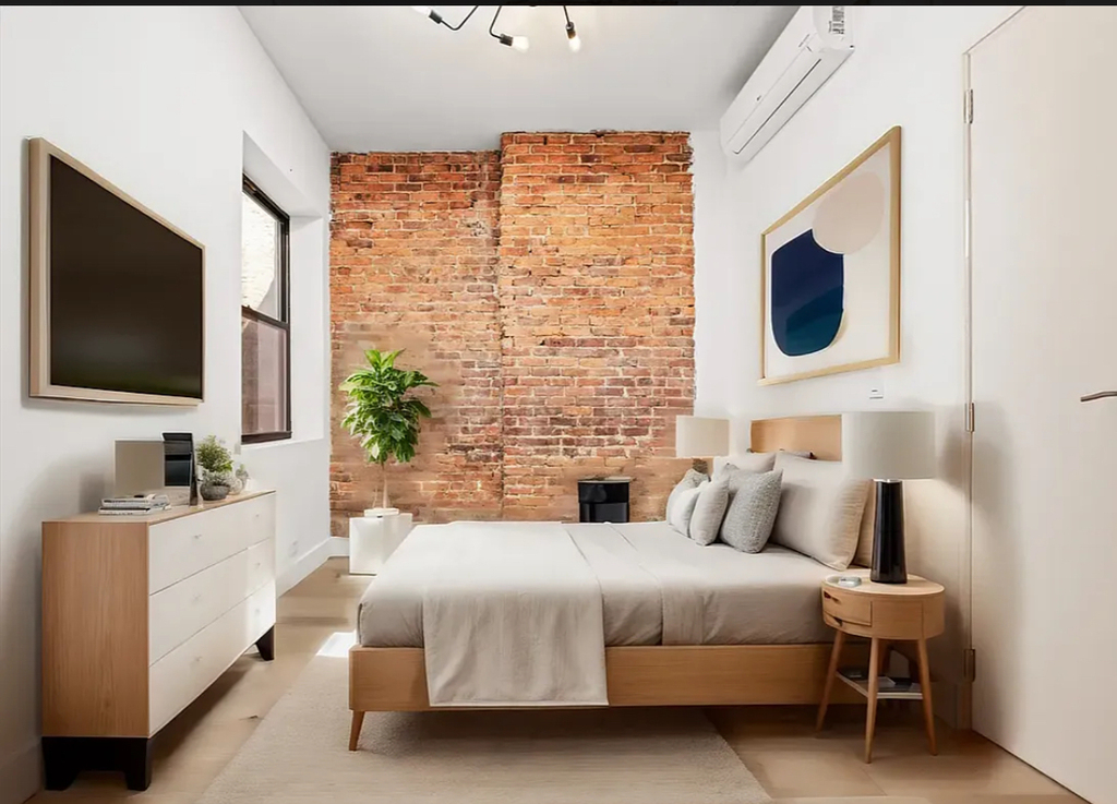 727 Knickerbocker Avenue - Photo 2