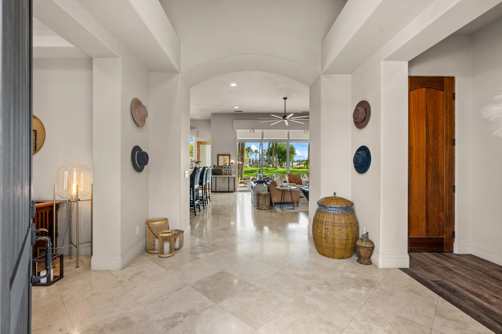 56738 Palms Dr Drive - Photo 3