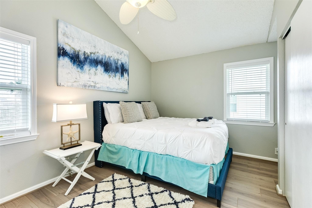 16614 Bermuda Way - Photo 13