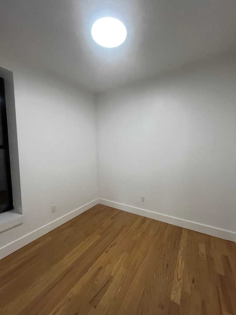 1027 Putnam Avenue - Photo 6