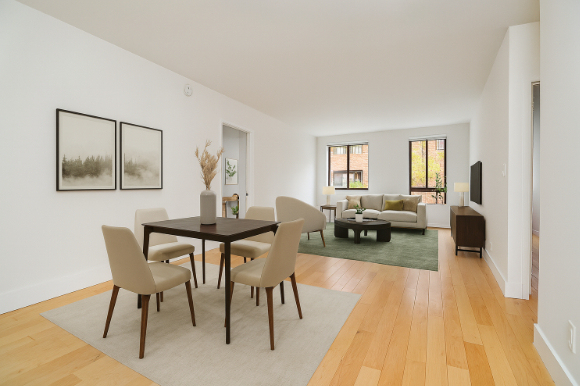 W 53rd Street - Photo 0