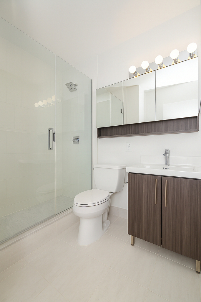 W 53rd Street - Photo 4
