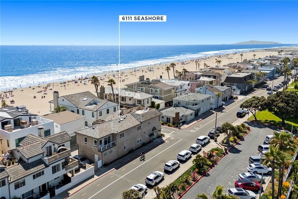 6111 Seashore Drive - Photo 32