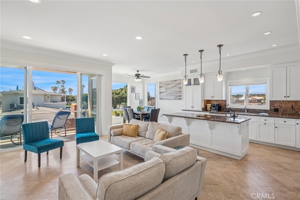 6111 Seashore Drive - Photo 11