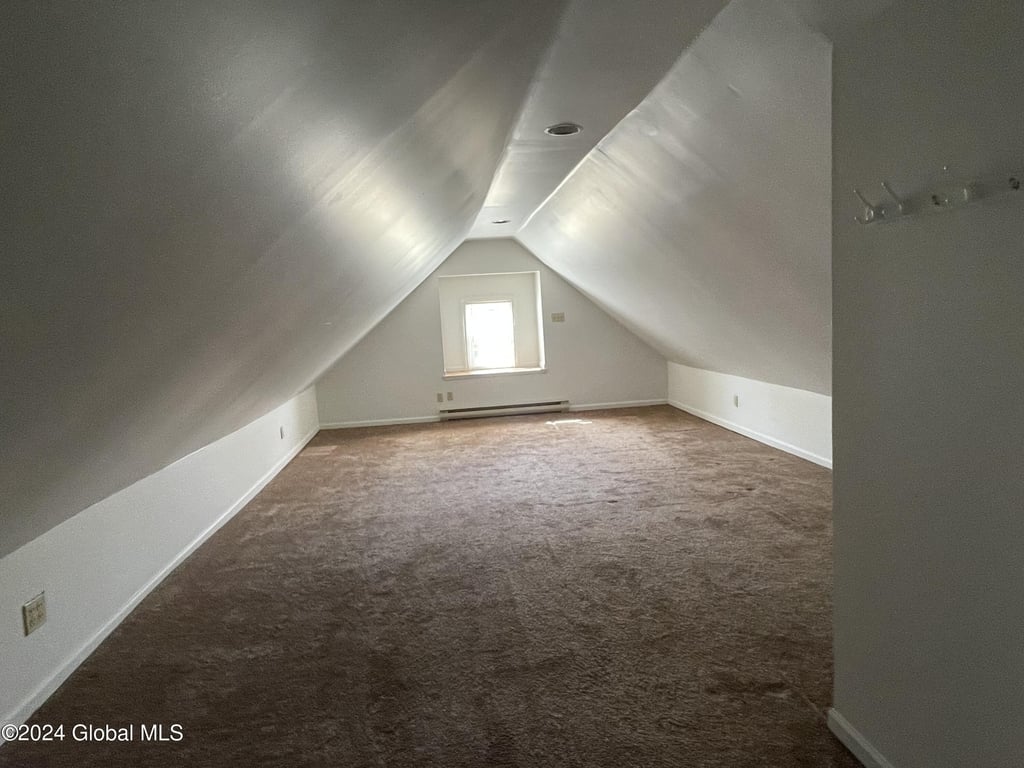 524 Maple Avenue - Photo 6