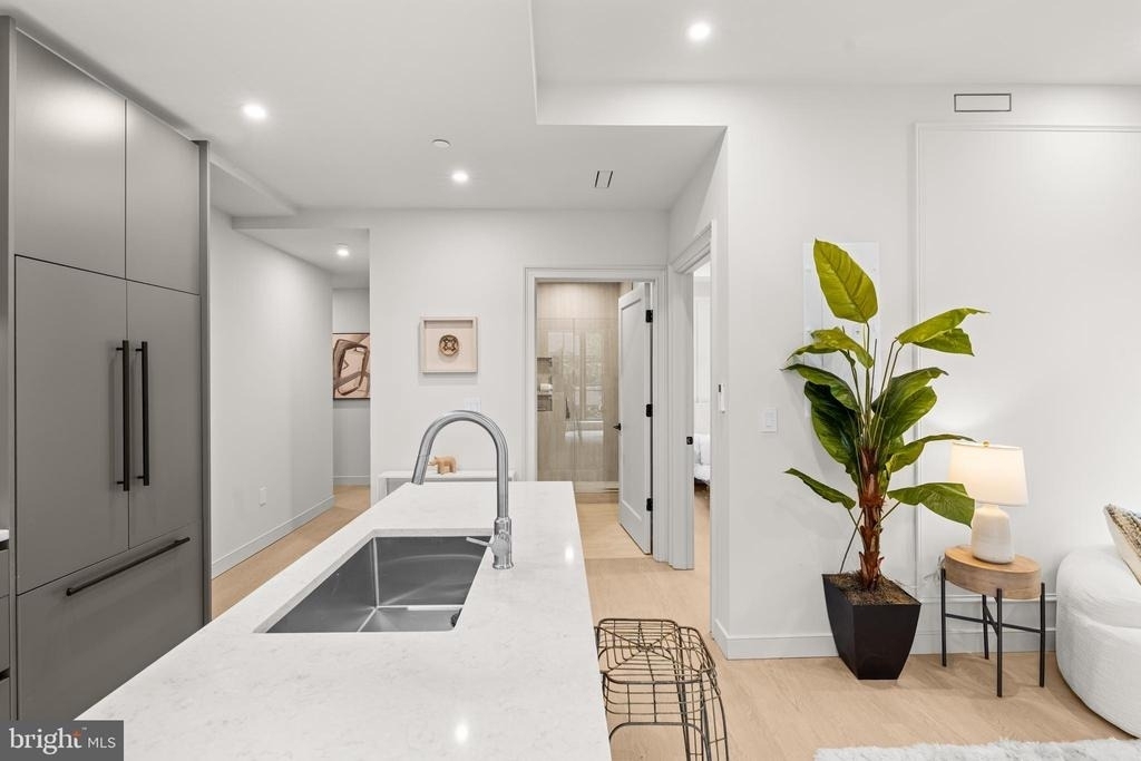 2121 Ward Place Nw - Photo 9