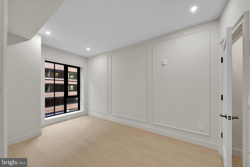 2121 Ward Place Nw - Photo 9