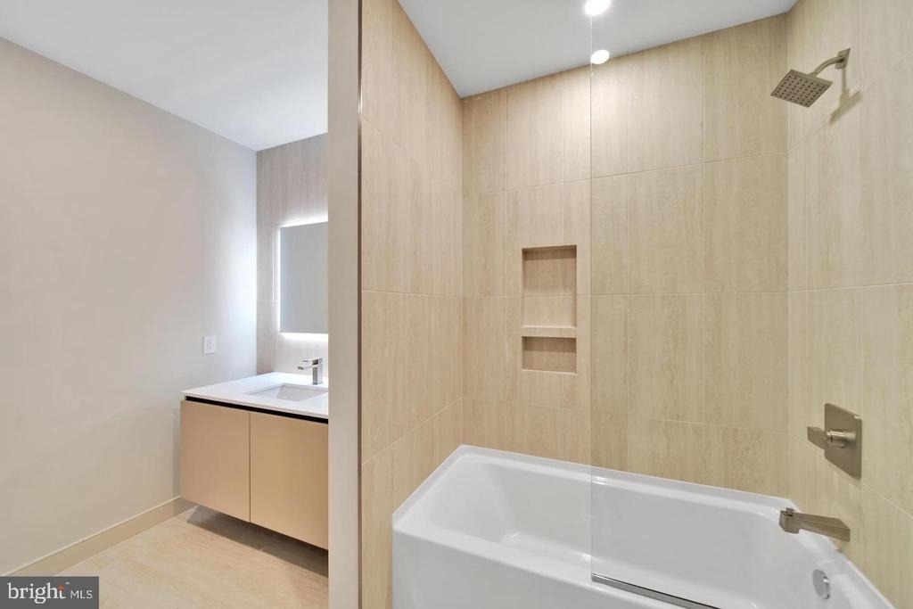 2121 Ward Place Nw - Photo 14