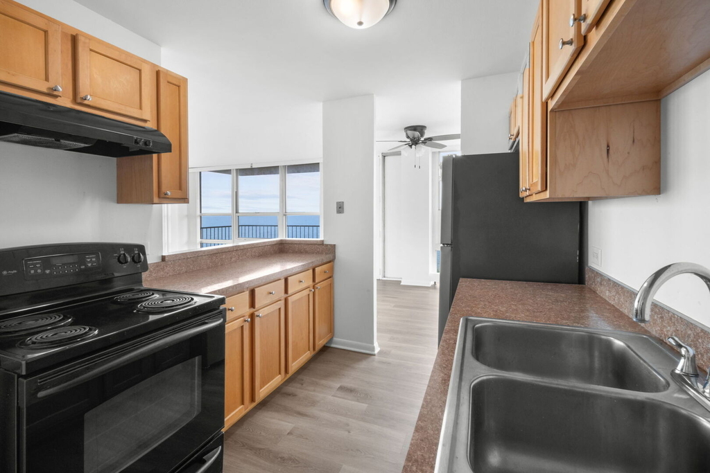 6730 S South Shore Drive - Photo 2