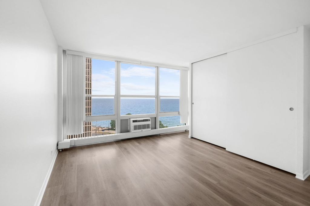 6730 S South Shore Drive - Photo 5