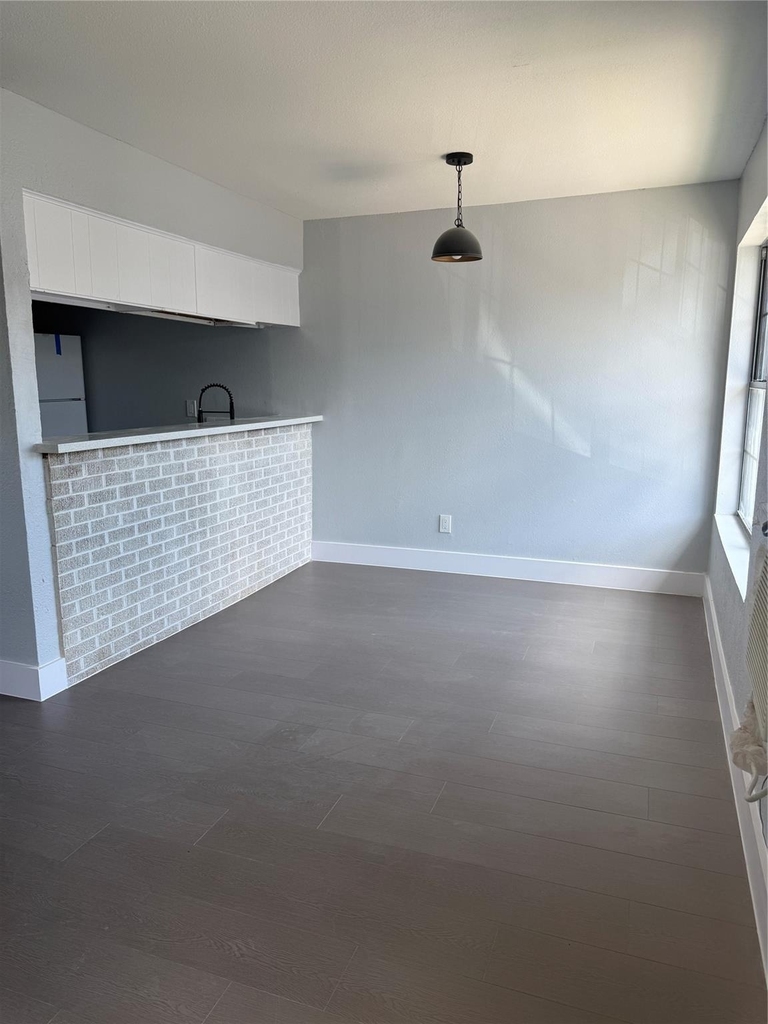 1125 Ann Street - Photo 0