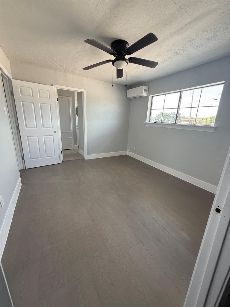 1125 Ann Street - Photo 4