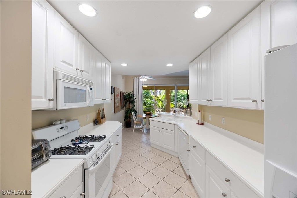 3955 Deer Crossing Court - Photo 13