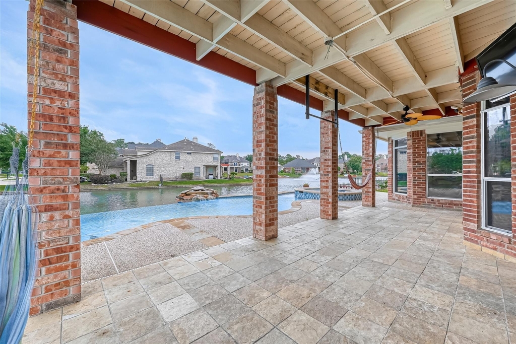 11954 Galentine Point - Photo 43