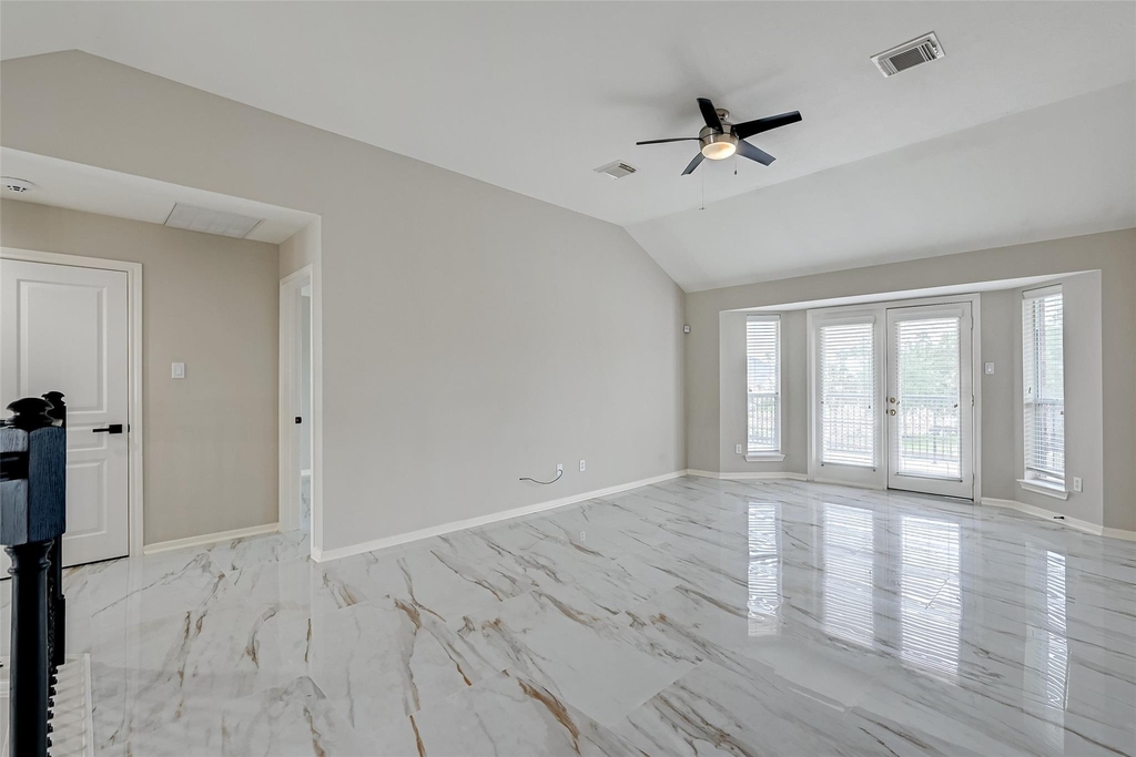11954 Galentine Point - Photo 36