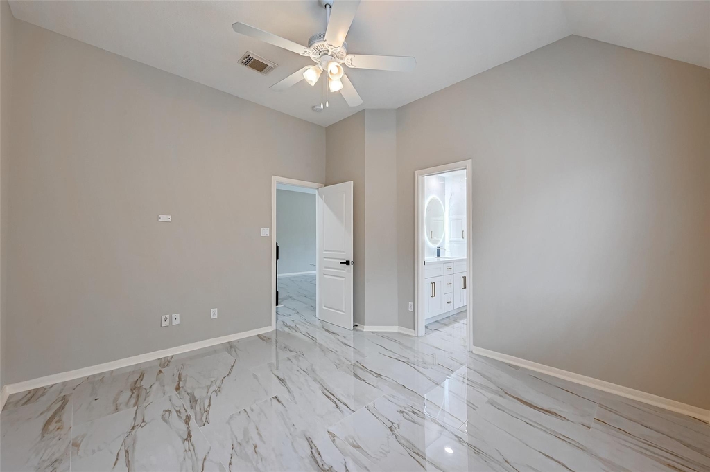 11954 Galentine Point - Photo 22