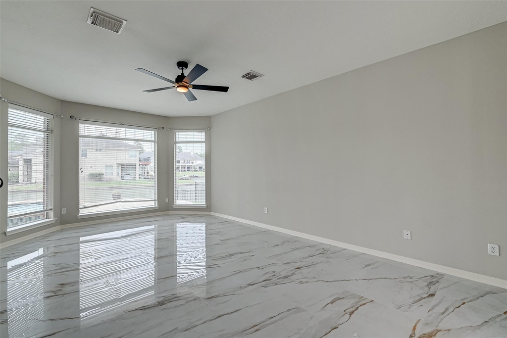 11954 Galentine Point - Photo 29