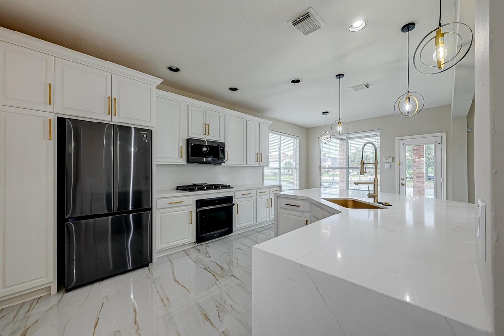 11954 Galentine Point - Photo 12