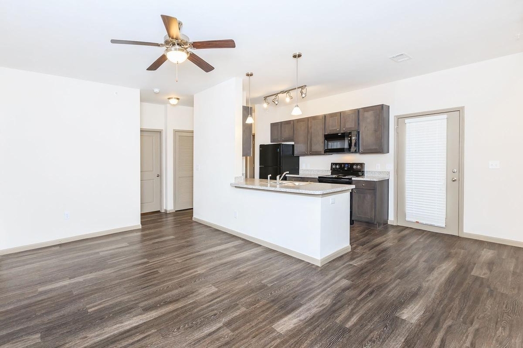 8501 Casa Verde Road - Photo 3