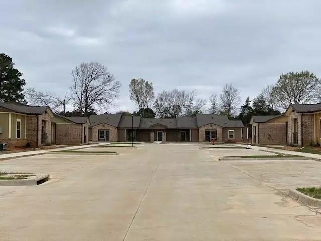 505 Sunset Drive - Photo 1
