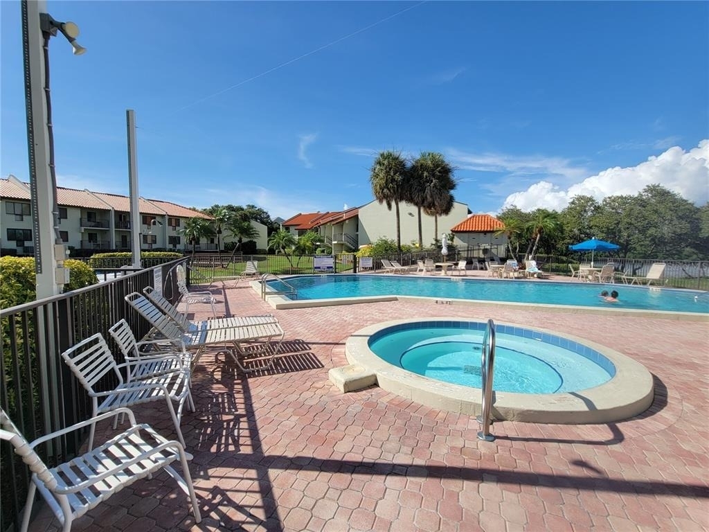 1515 Pinellas Bayway S - Photo 4