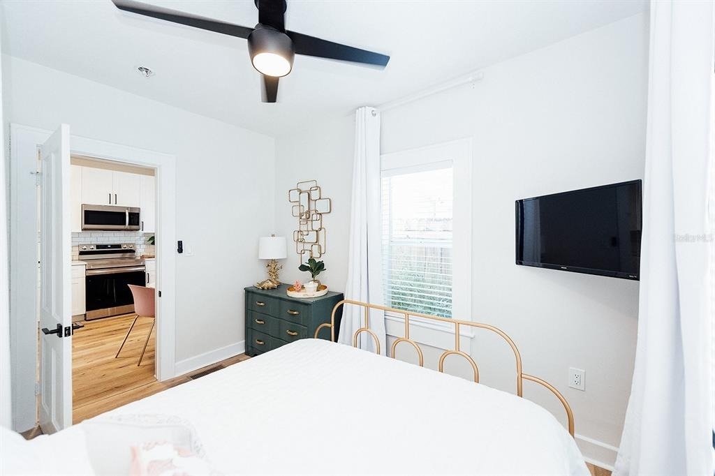 809 10th Avenue N - Photo 28