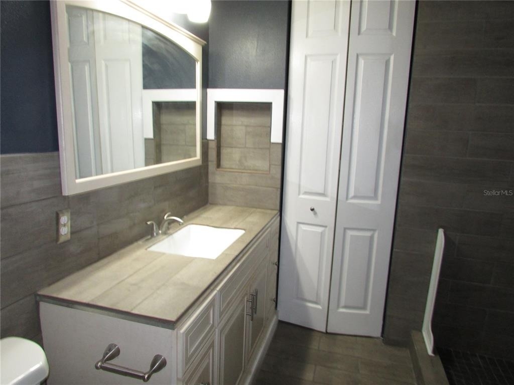 12715 Raeburn Way - Photo 11