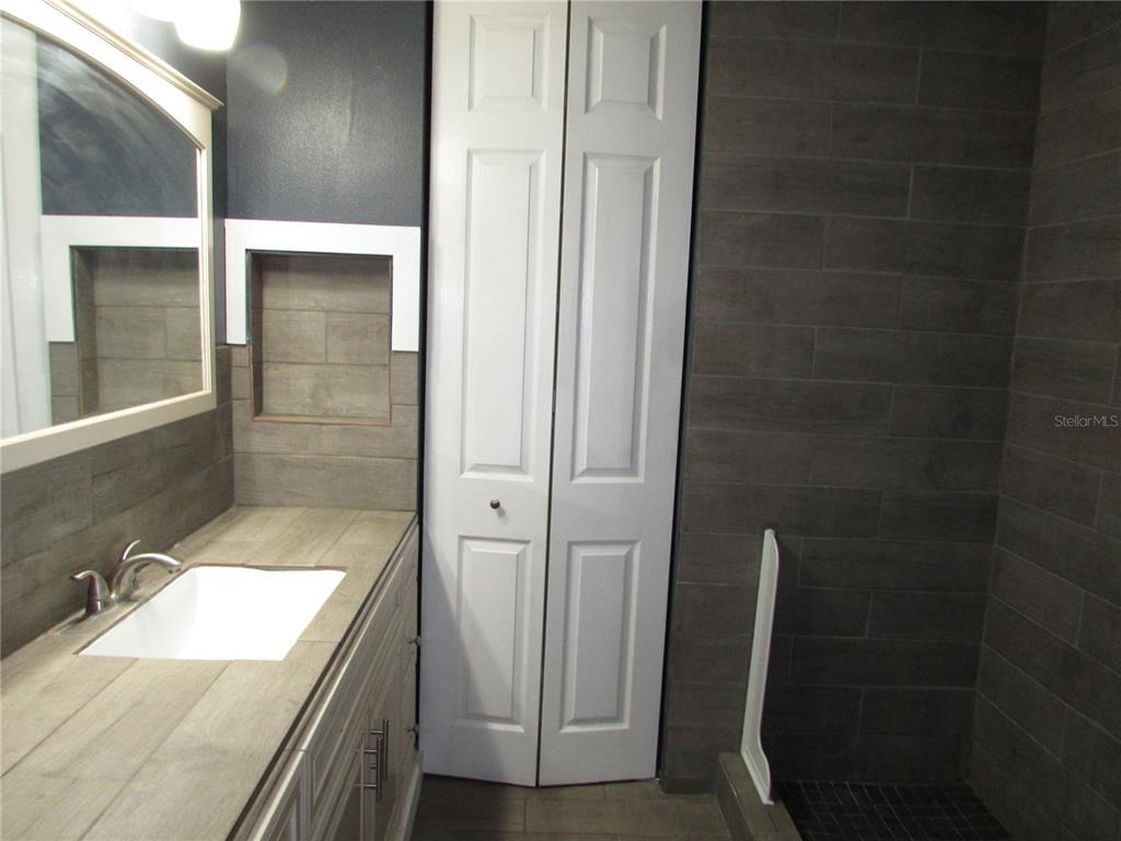 12715 Raeburn Way - Photo 12