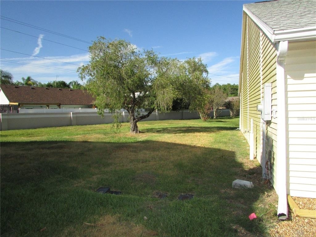 12715 Raeburn Way - Photo 20
