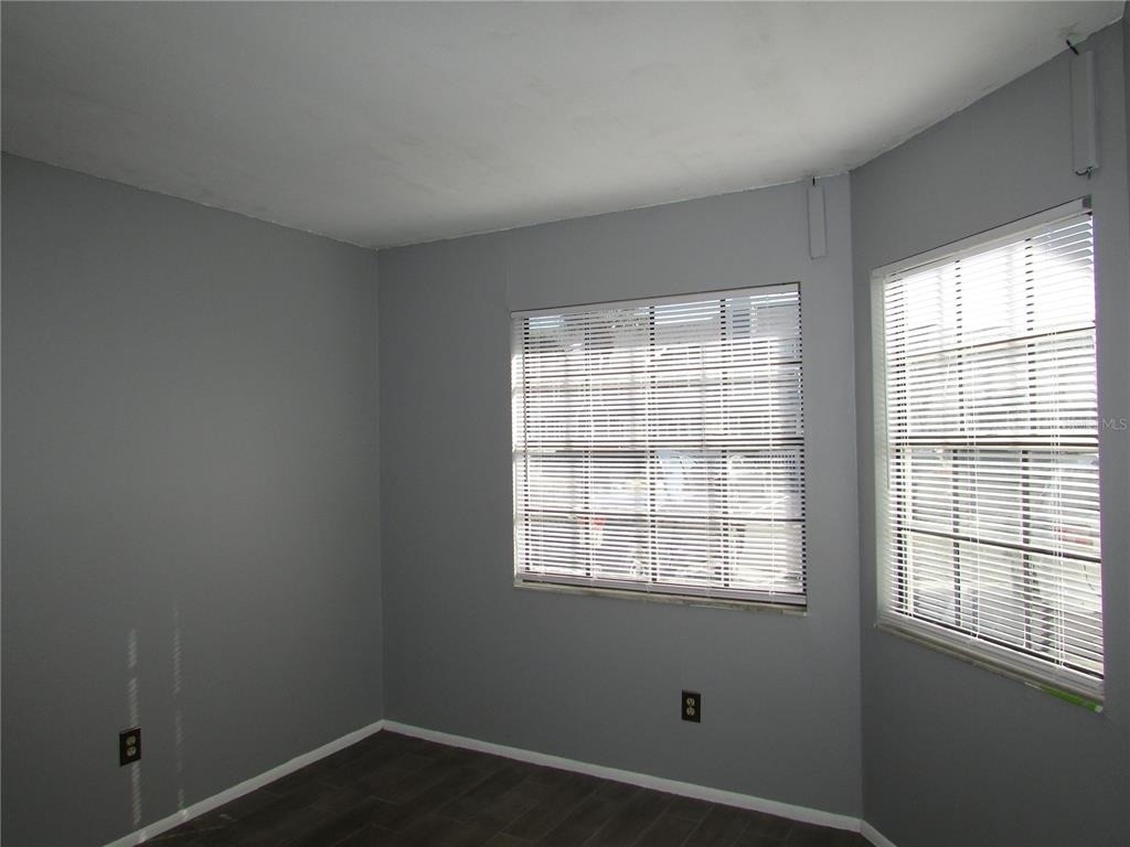 12715 Raeburn Way - Photo 8