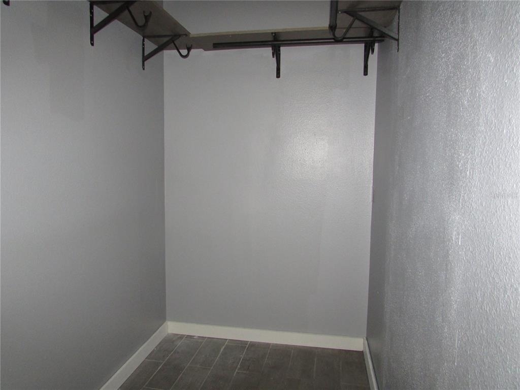 12715 Raeburn Way - Photo 17