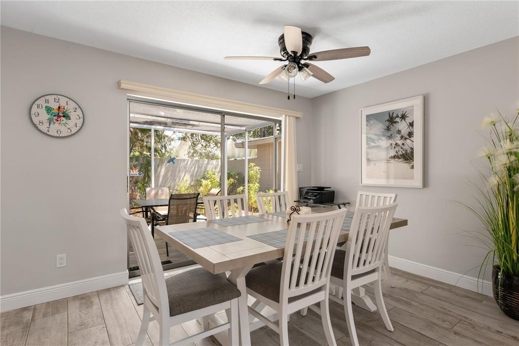 6005 Midnight Pass Road - Photo 8