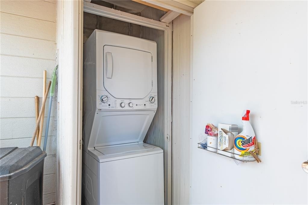 6005 Midnight Pass Road - Photo 33