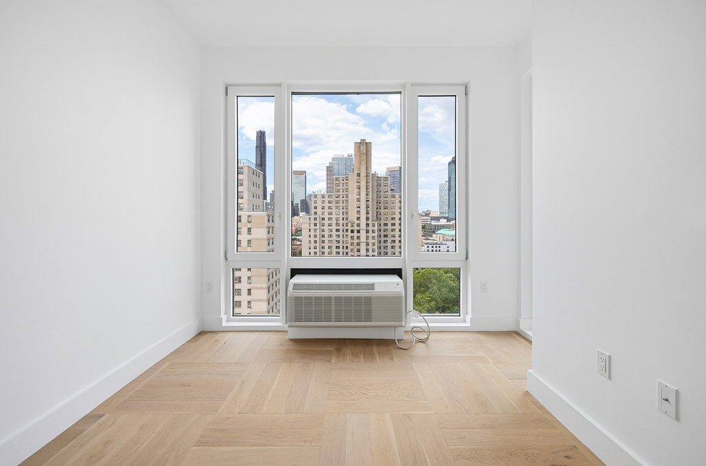 526 Baltic Street - Photo 4