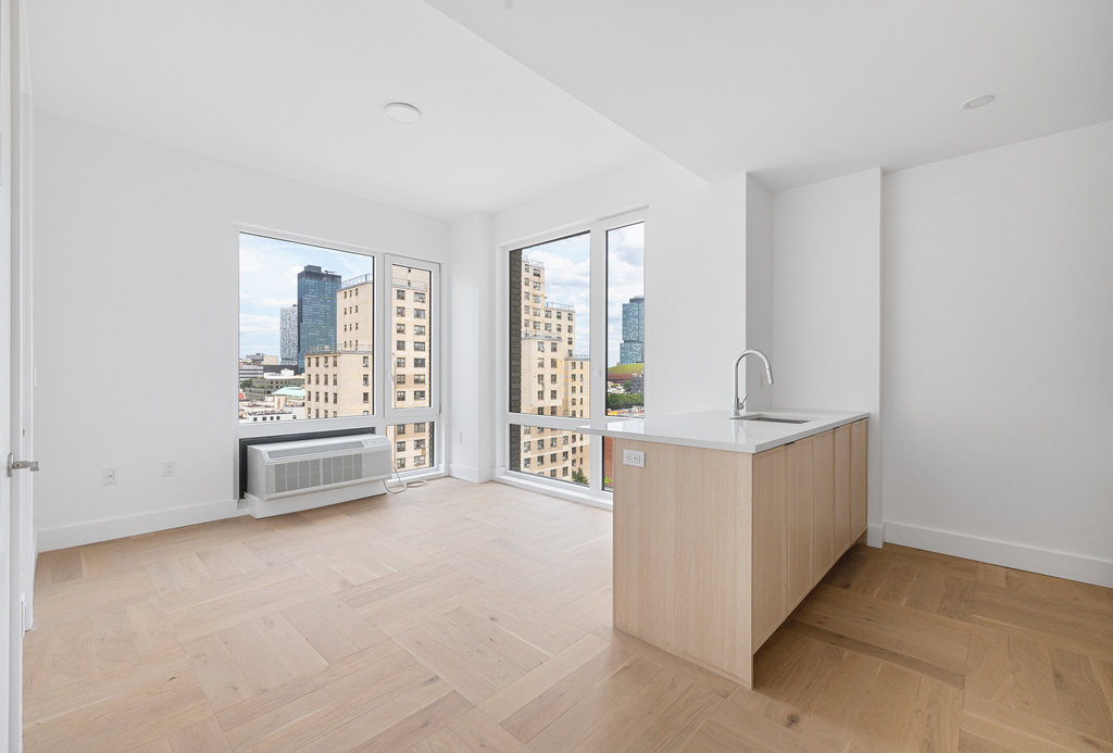 526 Baltic Street - Photo 2