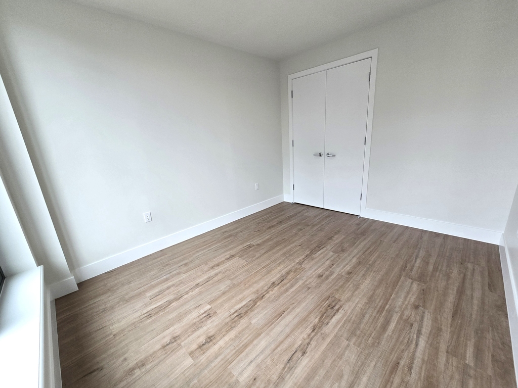 31-11 28th Road - Photo 5