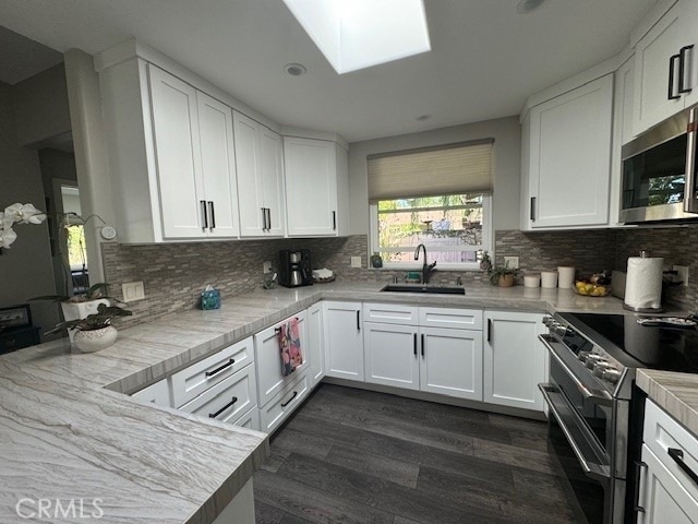 406 Avenida Castilla - Photo 2