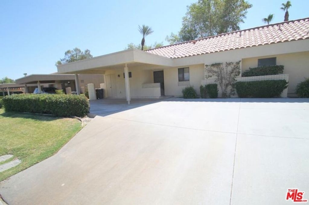 40420 Bay Hill Way - Photo 0