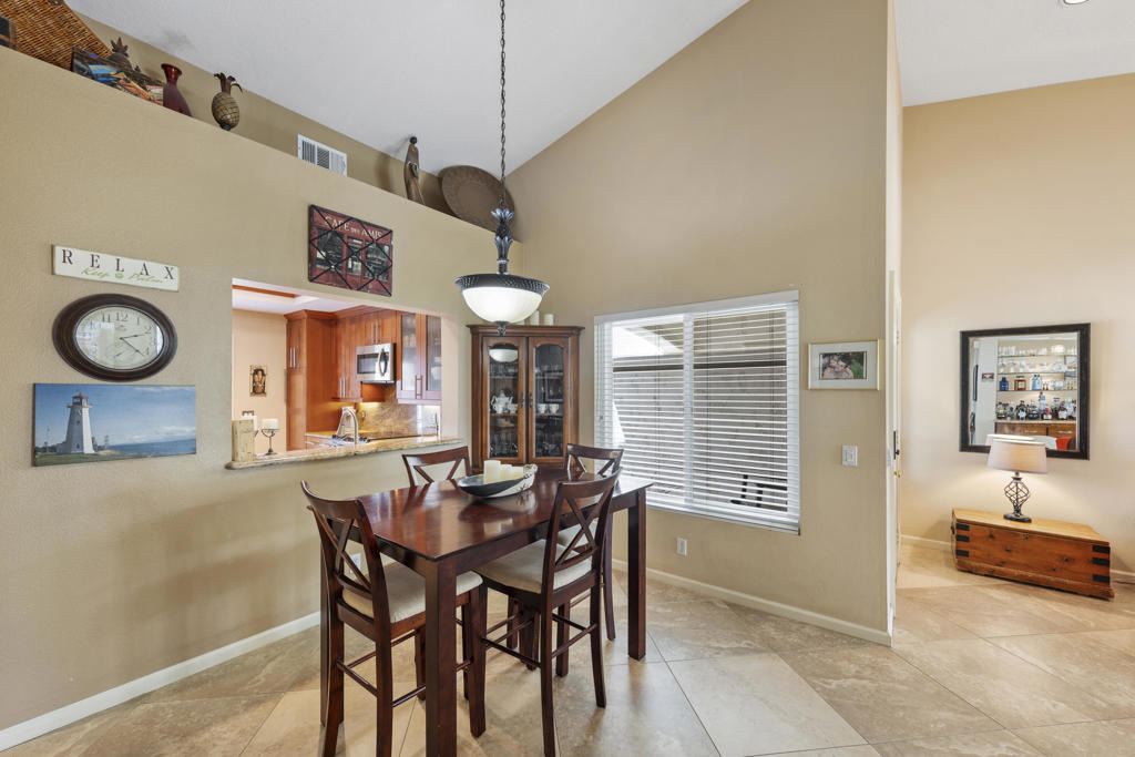 182 Desert Falls Circle - Photo 11