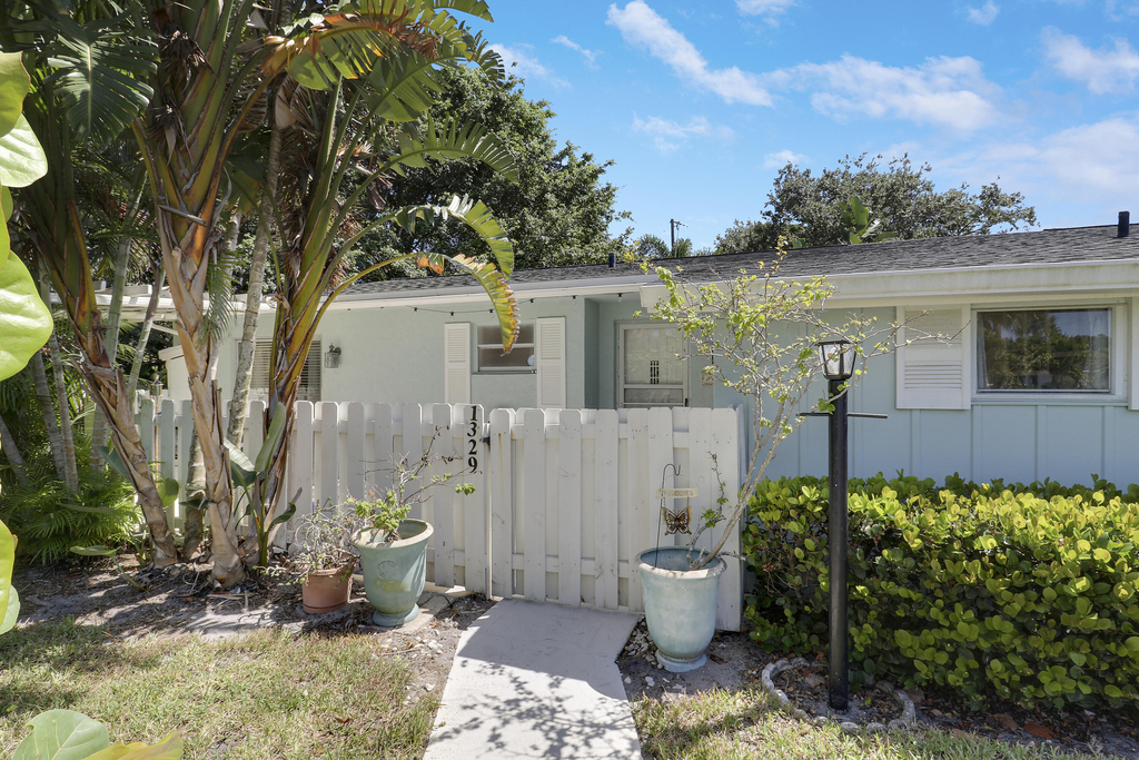 1329 Chippewa Street - Photo 30
