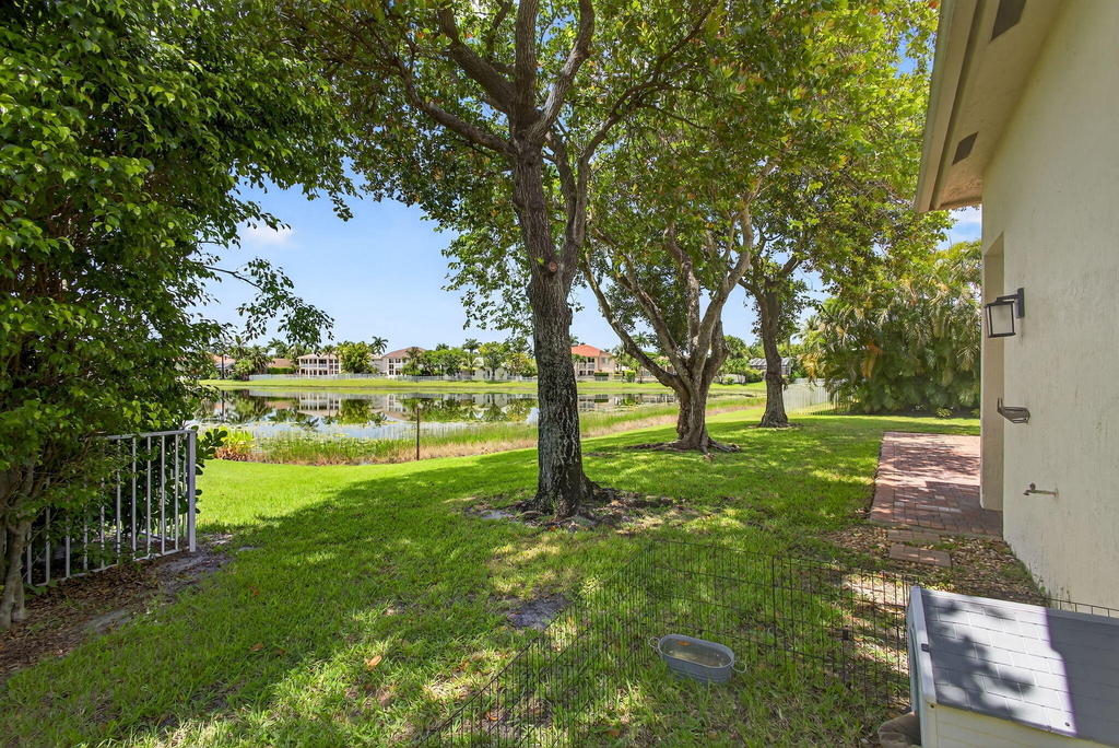 4693 Sugar Beach Way - Photo 56