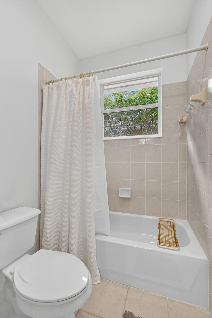 4693 Sugar Beach Way - Photo 39