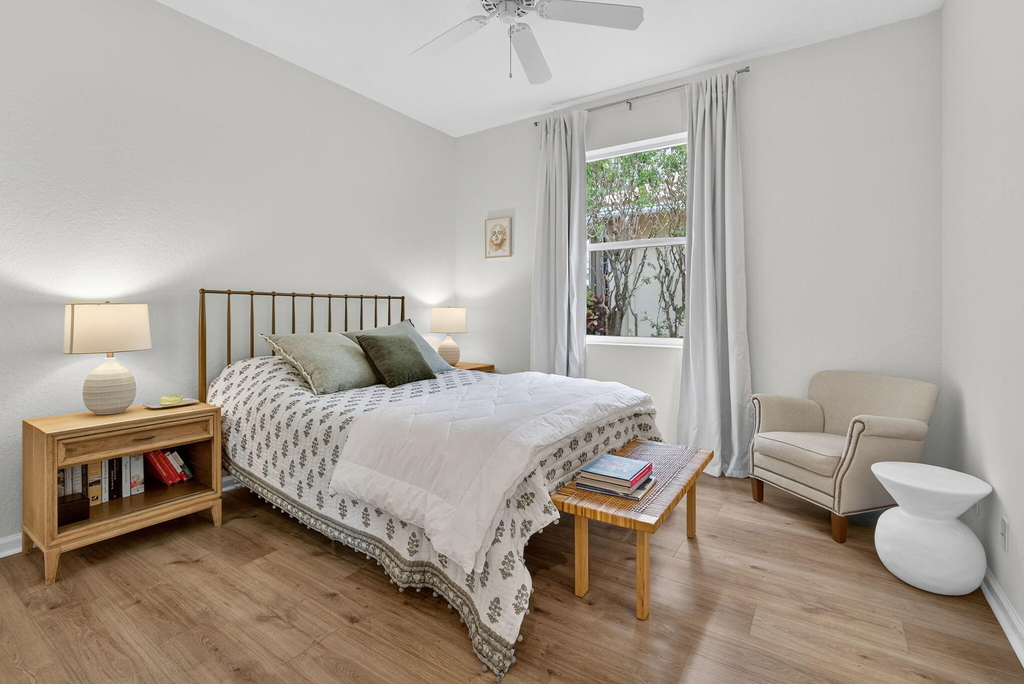 4693 Sugar Beach Way - Photo 36