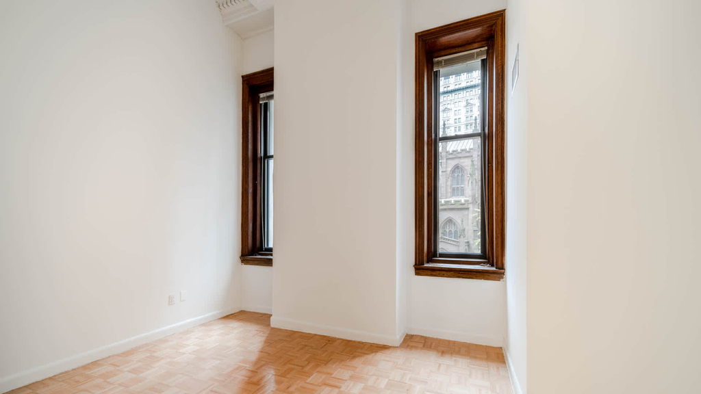 71 Broadway - Photo 19